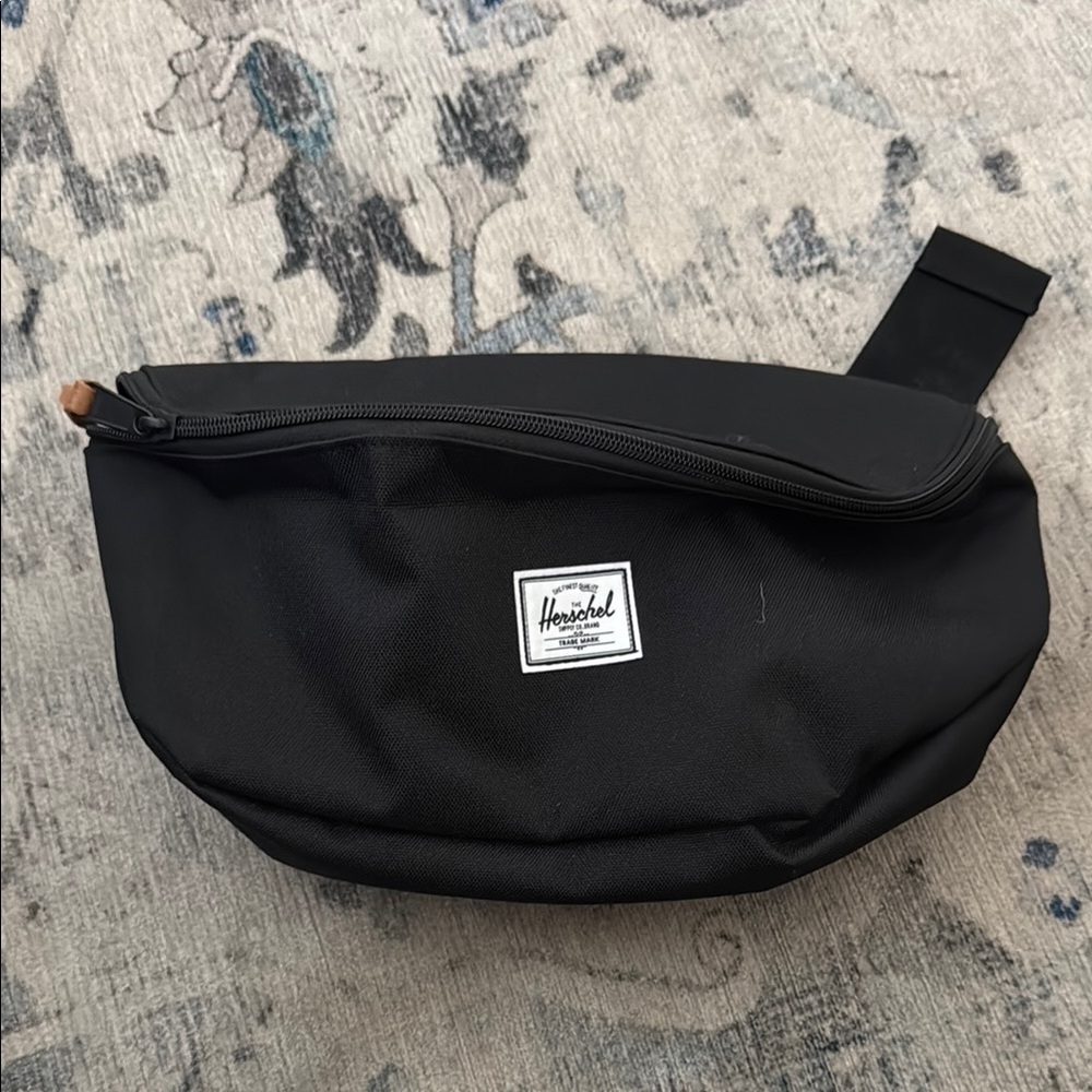Herschel Supply Black Belt Bag